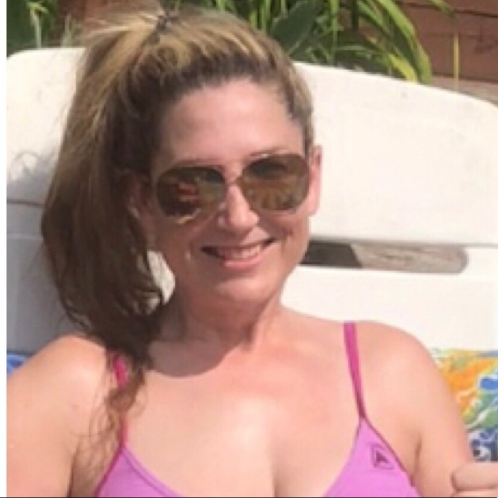 Meet your Posher, Ash